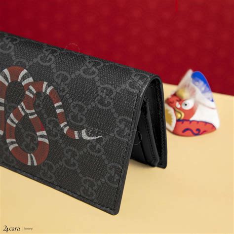 gucci gg supreme wallet with wolf|kingsnake print Gg Supreme wallet.